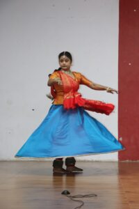 अंतरराष्ट्रीय ख्यातिप्राप्त कथक नृत्यांगना पल्लवी डे ने अपनी प्रस्तुति से नेताजी सुभाष विश्वविद्यालय में दर्शकों को किया मंत्रमुग्ध