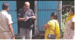 अनैतिक कार्यो की आशंका पर गोलमुरी के दर्जनो ब्यूटी पार्लरों में पुलिस की छापेमारी।