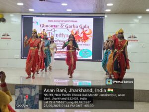 एमबीएनएस के द्वारा आयोजित किया गया गरबा गाला 2025 । छात्र छात्राओ ने की रंगारंग प्रस्तुति