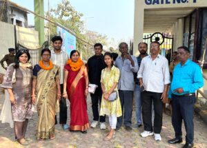 आदित्यपुर नगर निगम चुनाव  : वार्ड 31 से किरण देवी ने किया पार्षद के लिए नामांकन।