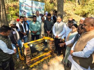 दलमा में 30 ईको कॉटेज का भूमि पूजन, पांच जंगल सफारी का शुभारंभ,दलमा में ईको कॉटेज व जंगल सफारी पर ग्राम सभा सुरक्षा मंच कोल्हान की आपत्ति, पांचवीं अनुसूची उल्लंघन का आरोप, मंत्री सुदिव्य कुमार सोनू, विधायक सविता महतो व सोमेश सोरेन रहे मौजूद