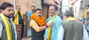 आदित्यपुर नगर निगम वार्ड 23: रंजीत कुमार उर्फ शांडील के पक्ष में चलाया जनसंपर्क अभियान